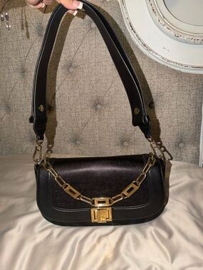 Karl Lagerfeld Black Leather Shoulder Bag with Gold Chain